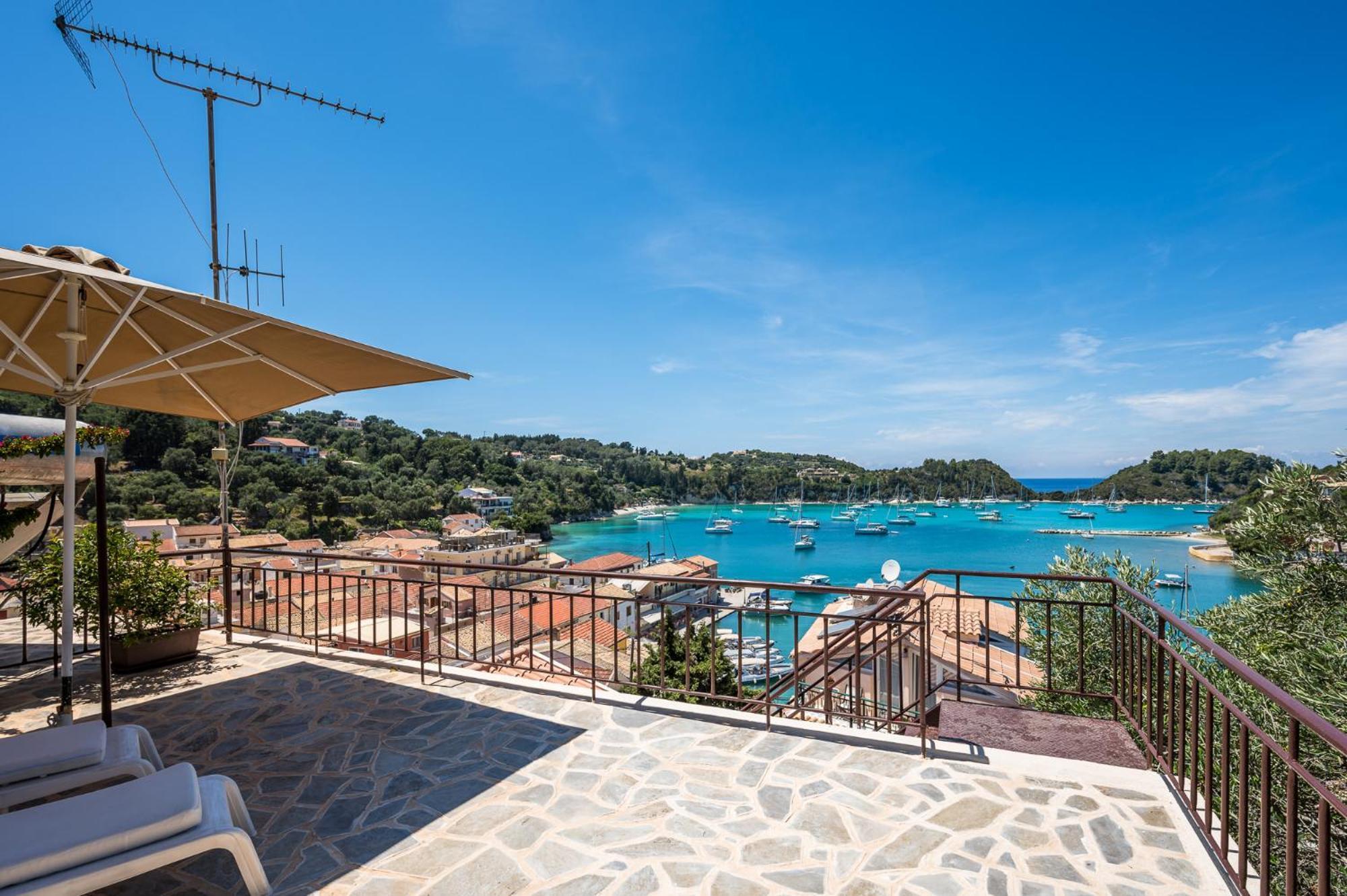 Agaloula Centrally Located Apartments, Lakka Exterior foto